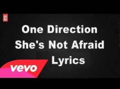 One Direction - She's Not Afraid Letra