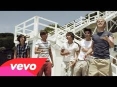 One Direction - What Makes You Beautiful Letra