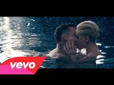 Pink - Just Give Me A Reason Letra