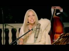 Lady GaGa - White Christmas Letra