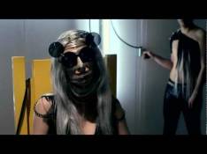 Lady GaGa - Dance In The Dark Letra