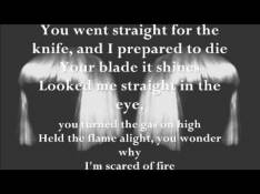 Sia - Straight For The Knife Letra